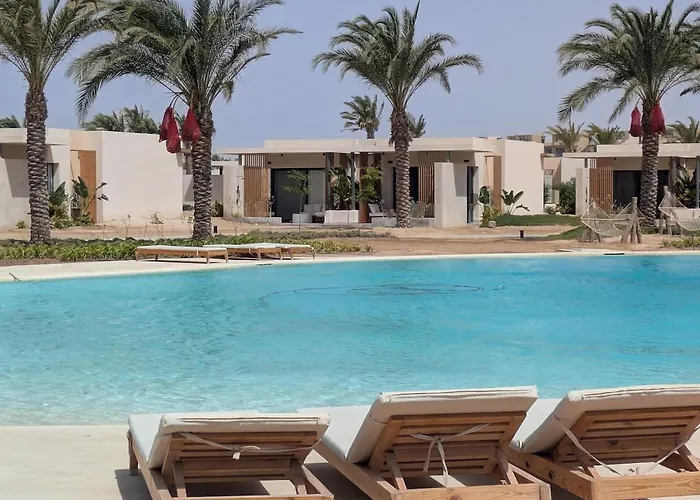 Beachy Pool Side Mesca Somabay Steps To Sea الغردقة