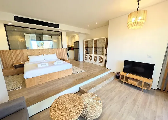 Beachy Pool Side Mesca Somabay Steps To Sea الغردقة
